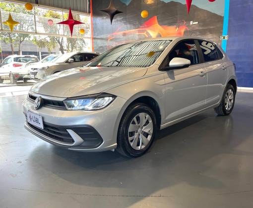 VOLKSWAGEN POLO 1.0 MPI MANUAL VOLKSWAGEN POLO 1.0 MPI MANUAL